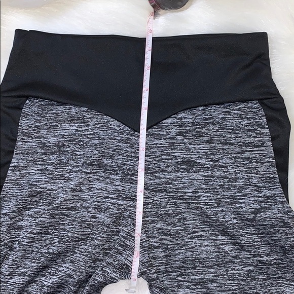 High Waisted Black Athletic Ankle Pants Small​​ - Picture 5 of 5